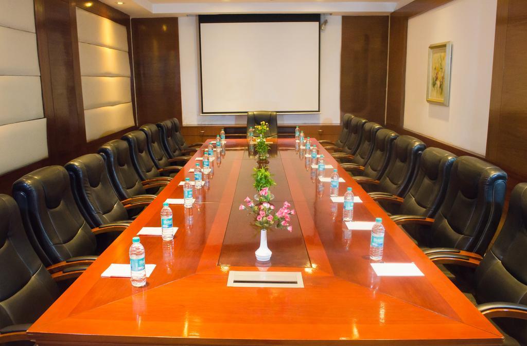 Hotel Haut Monde Gurgaon Exterior photo